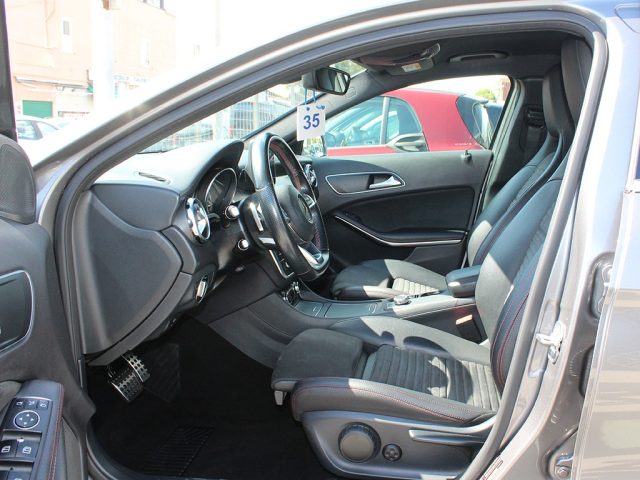 MERCEDES-BENZ GLA 200 usata, con Controllo automatico clima