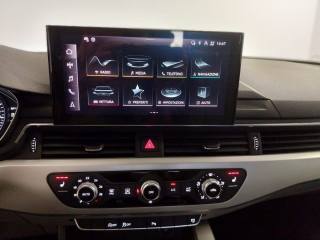 AUDI A4 usata, con USB
