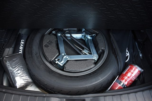 TOYOTA RAV 4 MY23 usata, con Fendinebbia