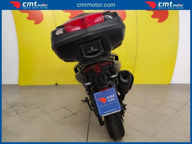 YAMAHA T-Max 560 usata 3