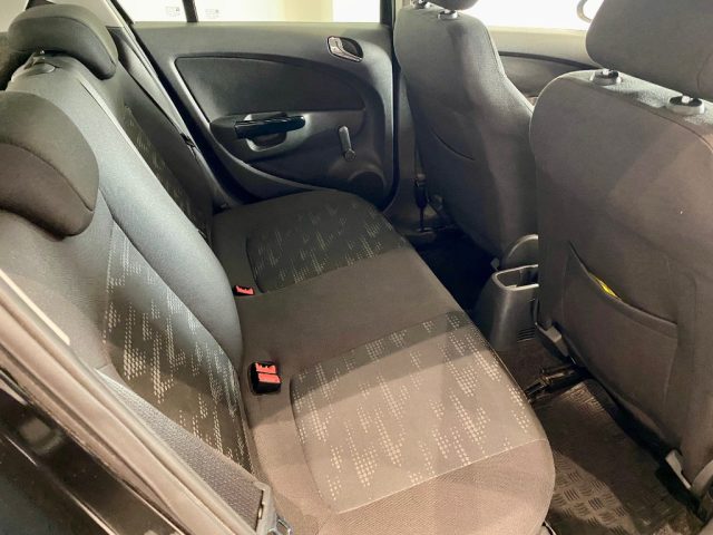 OPEL Corsa usata, con Lettore CD
