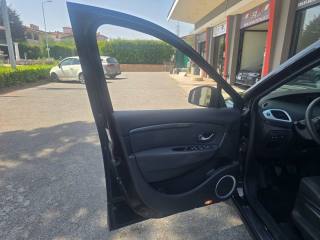 RENAULT Scenic usata 64