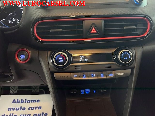 HYUNDAI Kona usata, con USB