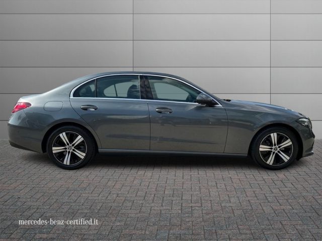 MERCEDES-BENZ C 200 usata, con Autoradio