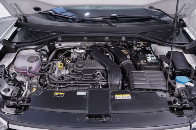 VOLKSWAGEN T-Roc usata, con Sensori di parcheggio posteriori