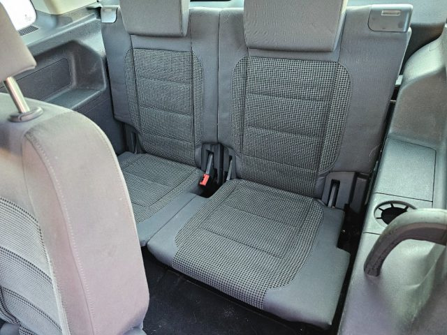 VOLKSWAGEN Touran usata, con ESP