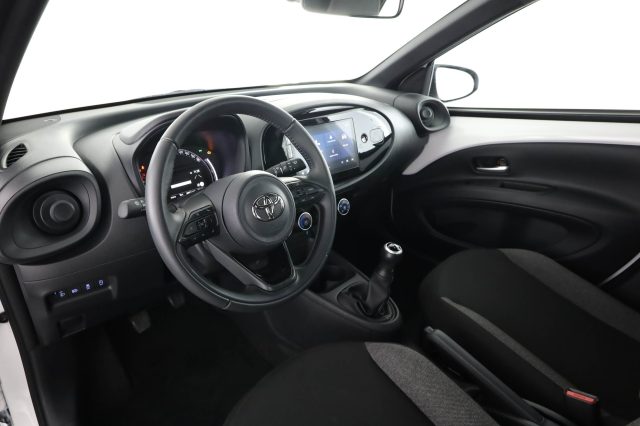 TOYOTA Aygo X usata 6