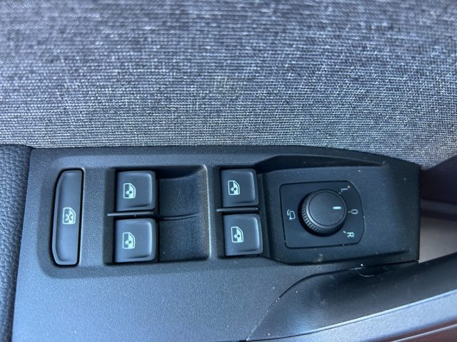 SEAT Arona usata, con USB