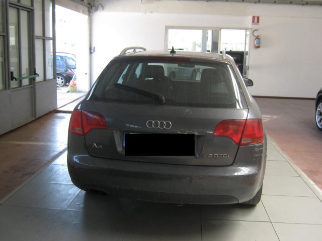 AUDI A4 usata, con Airbag Passeggero