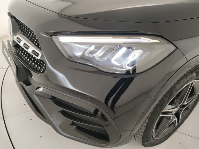 MERCEDES-BENZ GLA 200 usata, con Sistema di navigazione