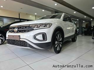 VOLKSWAGEN T-Roc usata, con Sedile posteriore sdoppiato
