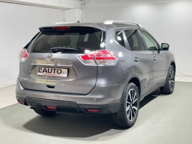 NISSAN X-Trail usata, con Autoradio