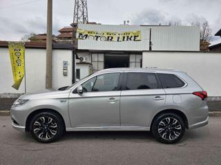 MITSUBISHI Outlander usata, con Airbag