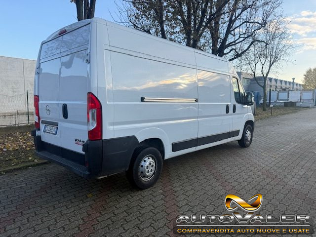 OPEL Movano usata, con Autoradio