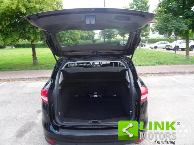 FORD C-Max usata, con Specchietti laterali elettrici