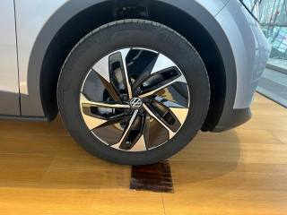 VOLKSWAGEN ID.4 usata, con Bracciolo