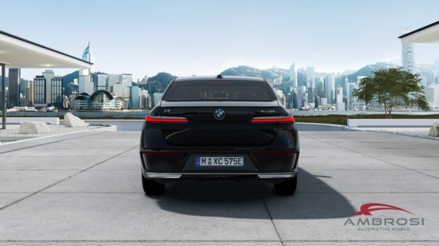BMW i7 usata 4