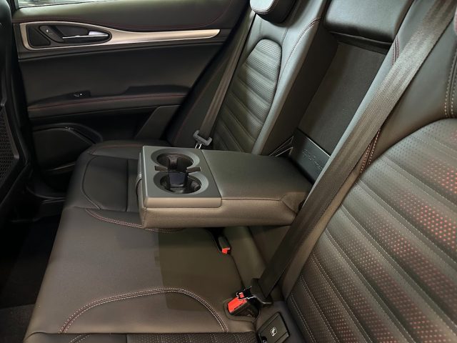 ALFA ROMEO Stelvio usata, con Limitatore di velocità