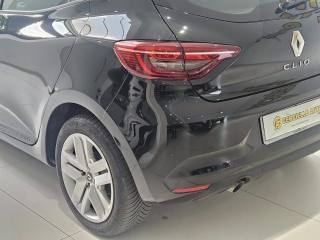 RENAULT Clio usata, con Autoradio