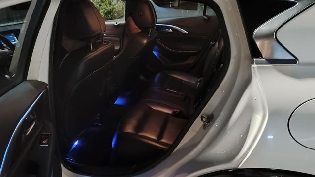 INFINITI Q30 usata, con Autoradio