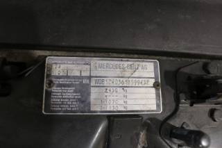 MERCEDES-BENZ 500 usata, con Pneumatici estivi