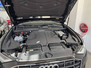 AUDI Q8 usata, con Volante in pelle