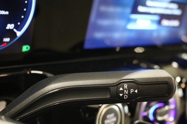 MERCEDES-BENZ GLA 200 usata, con Riconoscimento dei segnali stradali