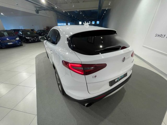 ALFA ROMEO Stelvio usata, con Autoradio