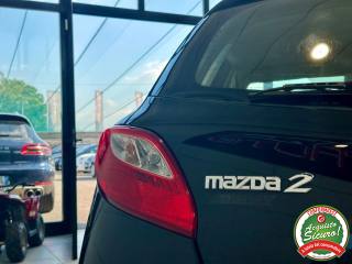 MAZDA 2 usata, con Autoradio