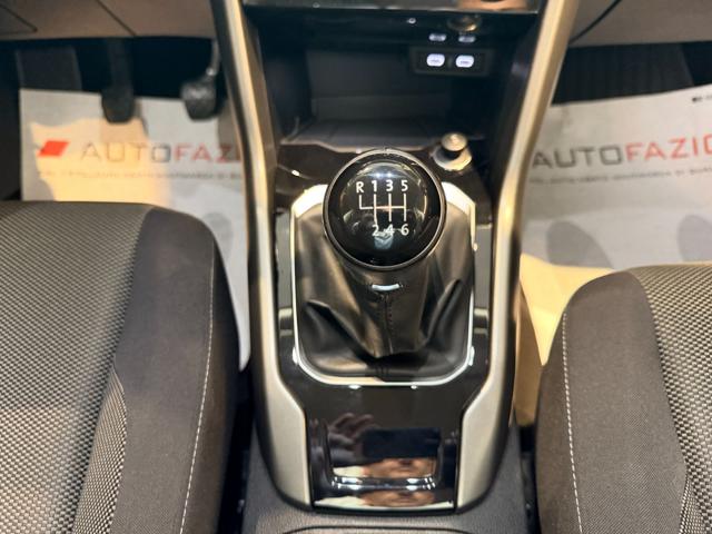 VOLKSWAGEN T-Roc usata, con Fari LED