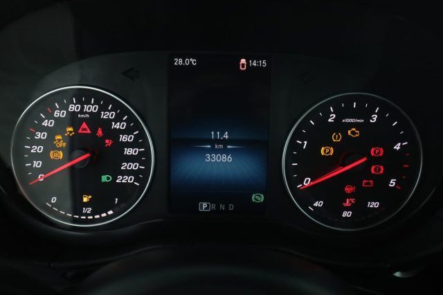 MERCEDES-BENZ CLA usata 6