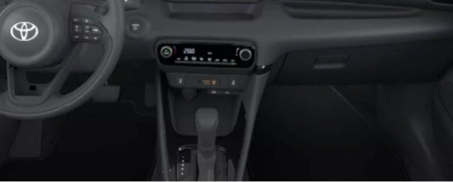 TOYOTA Yaris usata, con Controllo trazione