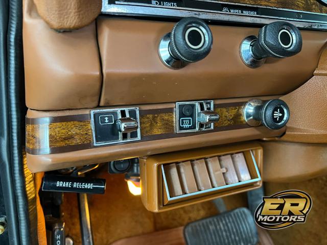 JEEP Wagoneer usata 27