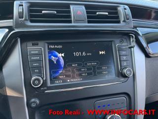 MAHINDRA KUV100 usata, con Touch screen