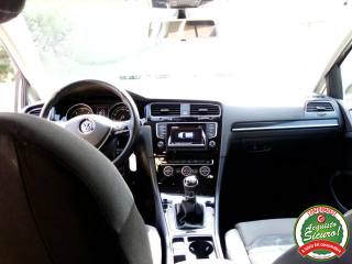 VOLKSWAGEN Golf usata, con ESP