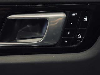 PORSCHE Cayenne usata, con Cronologia tagliandi