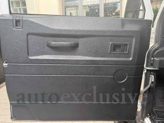 LAND ROVER Defender usata 15