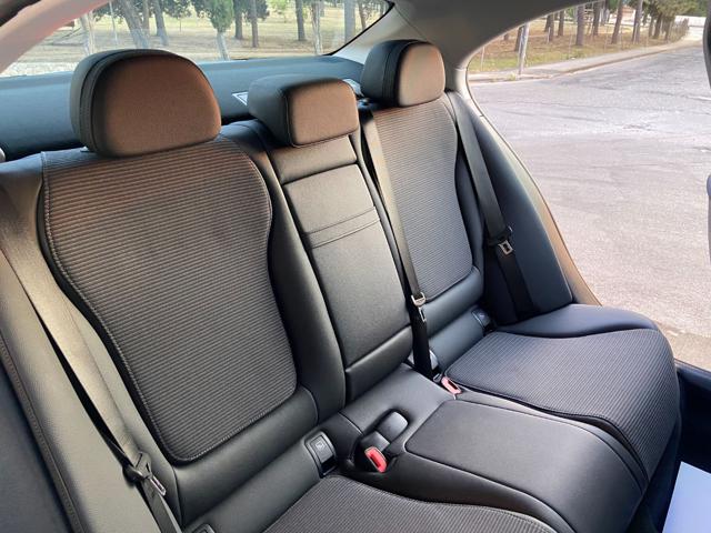 MERCEDES-BENZ C 200 usata, con Isofix