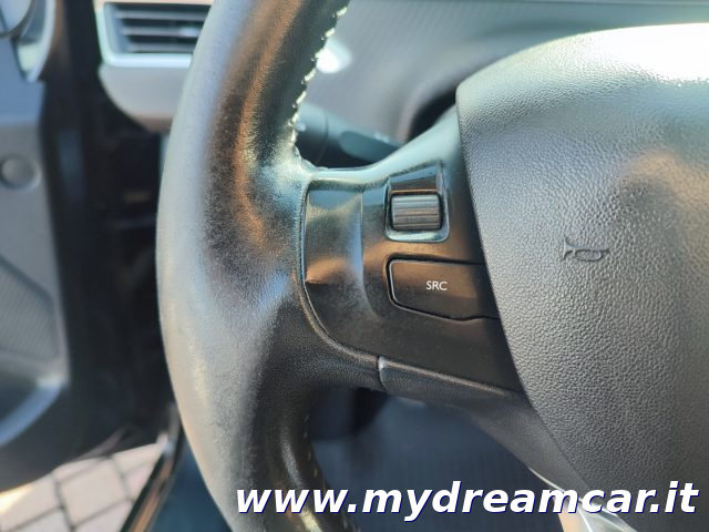 PEUGEOT 2008 usata 24