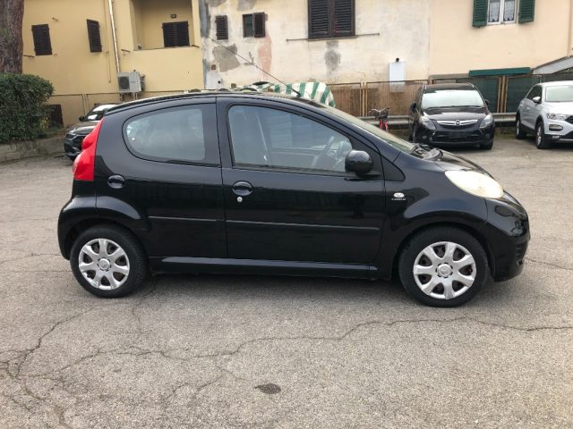 PEUGEOT 107 usata, con Autoradio