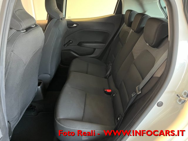 RENAULT Clio usata, con Autoradio