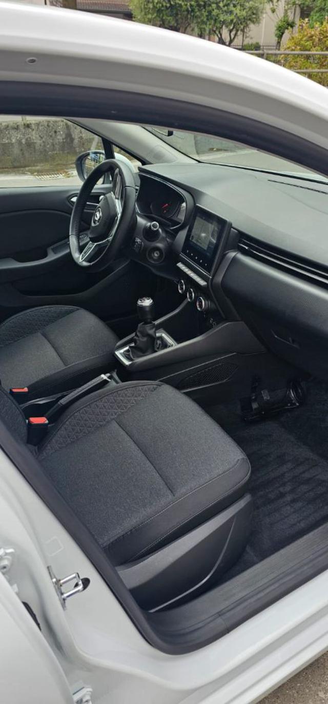 RENAULT Clio usata, con Sedile posteriore sdoppiato