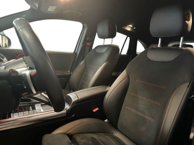 MERCEDES-BENZ GLA 200 usata, con Climatizzatore
