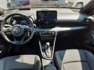 TOYOTA Yaris usata, con Alzacristalli elettrici