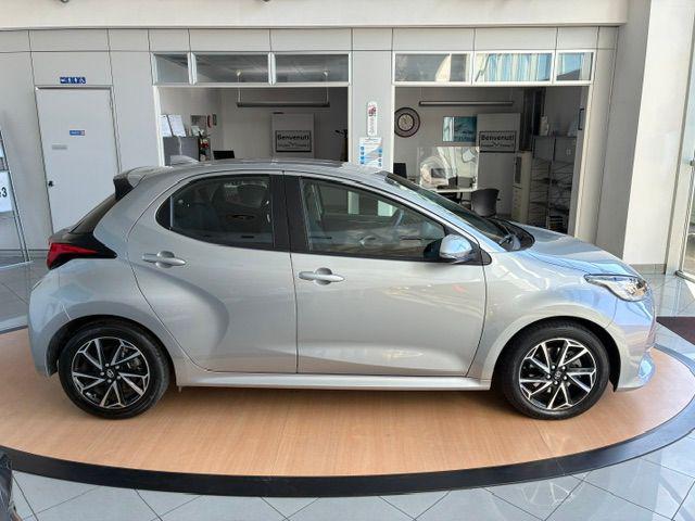TOYOTA Yaris usata, con Airbag