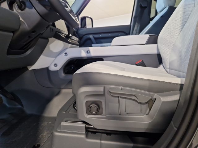 LAND ROVER Defender usata, con Regolazione elettrica sedili