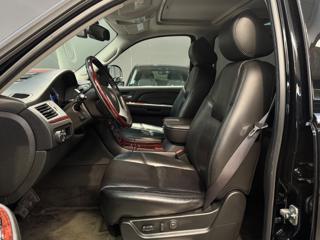 CADILLAC Escalade usata, con Autoradio