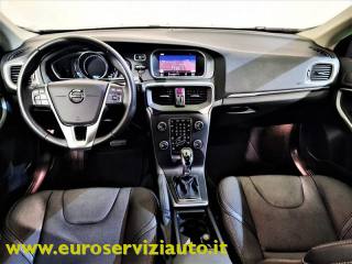 VOLVO V40 Cross Country usata, con Bracciolo