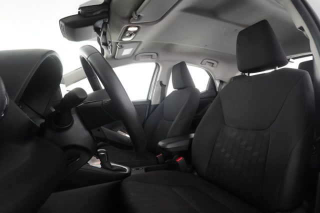 TOYOTA Yaris usata 2