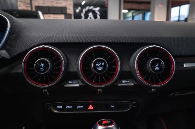 AUDI TT usata, con Sistema di navigazione
